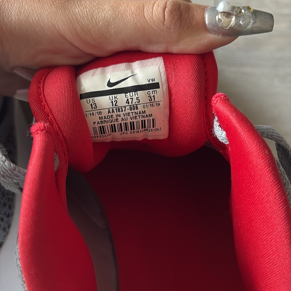 SOLD ALREADY Nike Roshe golf shoe size 13 Red Grey Golf shoe Athletic - Picture 8 of 9